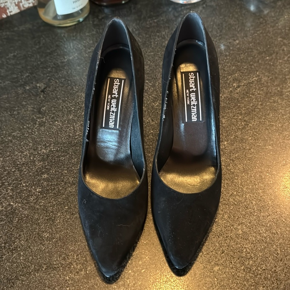 vintage Stuart Weitzman suede pumps size 8